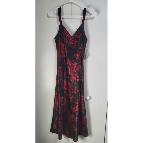 MORGAN TAYLOR Intimates Black Red Floral Nightgown Slip Dress Whimsigoth SZ M - Picture 2 of 10